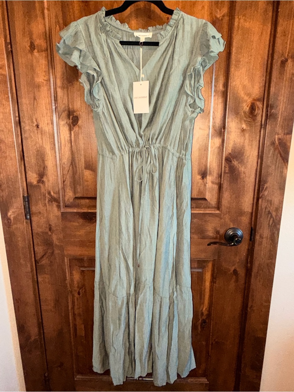 eesome Sage Green Ruffle-Sleeve Maxi Dress